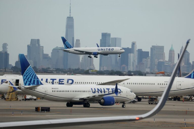 FAA communications issue triggers ground stop at two major US airports - The Independent