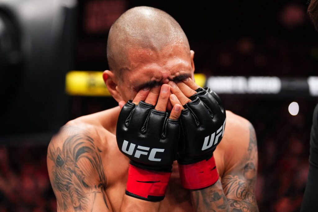 Noche UFC star Edgar Chairez voices frustrations with the promotion: 'I feel very underappreciated' - Bloody Elbow