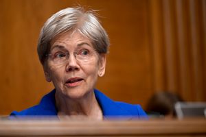 Elizabeth Warren blasts Clarity Act ethics rules before Senate vote - qz.com