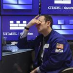 Stocks are in a late-stage bubble and poised to crash 21% next year, analyst says - Fortune