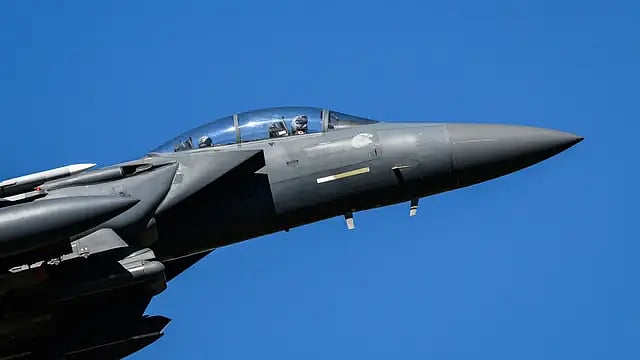 Who Is Dude 44 Bravo? F-15E WSO Who Survived 48 Hours Behind Enemy Lines In Iran - Free Press Journal