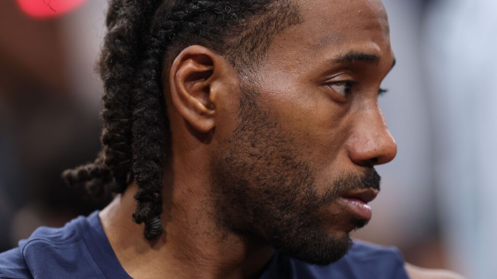 Months-long saga: Kawhi Leonard trade finally completed - Goal.com