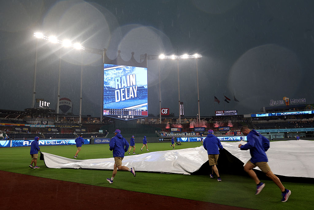 Cleveland Guardians vs. Kansas City Royals game delayed due to rain Friday, 9/25/26 - DraftKings Network