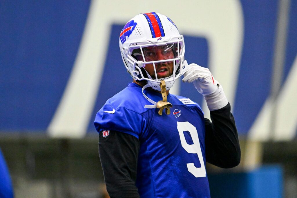 Why Dolphins Let Bradley Chubb Leave For AFC East Rival Bills - heavy.com