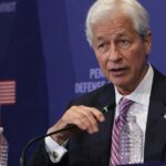Jamie Dimon runs JPMorgan’s 300,000 employees—but says it beats rivals by fighting in Navy SEAL-sized teams - fortune.com