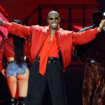 Usher Crowns Himself King of R&B During Las Vegas Tour Stop - foxy99.com