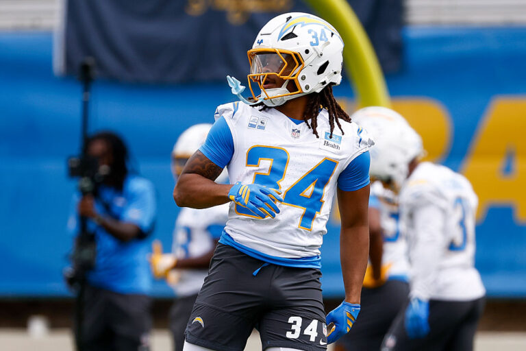 Fantasy Football RB Sleepers for Week 1: Five Running Backs to Consider - DraftKings Network