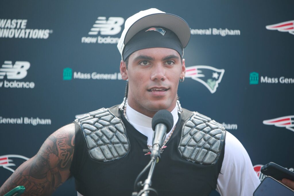Christian Gonzalez breaks his silence with immediate Patriots contract reaction - hitc.com
