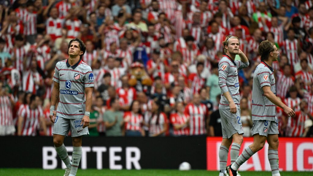 Álvarez a witness to the humiliation: Bilbao tear Atlético apart in a resounding defeat - Goal.com