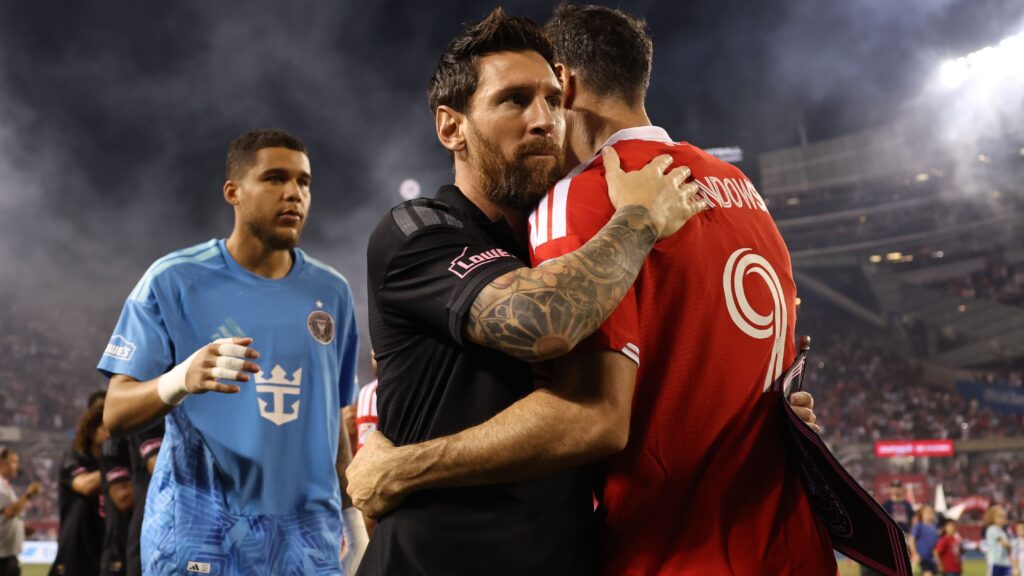 MLS Roundup: Lionel Messi's Inter Miami and Robert Lewandowski's Chicago Fire battle to 1-1 stalemate as Cavan Sullivan's Philadelphia Union hit FC Cincinnati for five - Goal.com