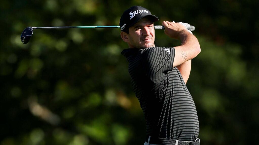 Alejandro Tosti responds after his caddie quits mid-round on day one of the Biltmore Championship - yardbarker.com