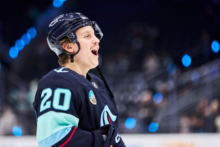 Rangers Reportedly Closing in on Contract with UFA Forward Eeli Tolvanen - Blueshirt Banter