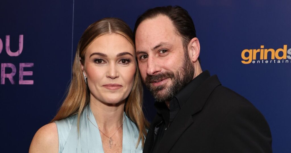 Julia Stiles Honors ‘Main Man’ Preston Cook on 9th Wedding Anniversary: ‘Love Love Love You’ - Us Weekly