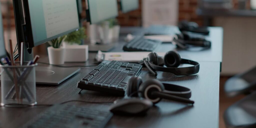 Arizona call center workers face uncertain future amid AI rise - azfamily.com