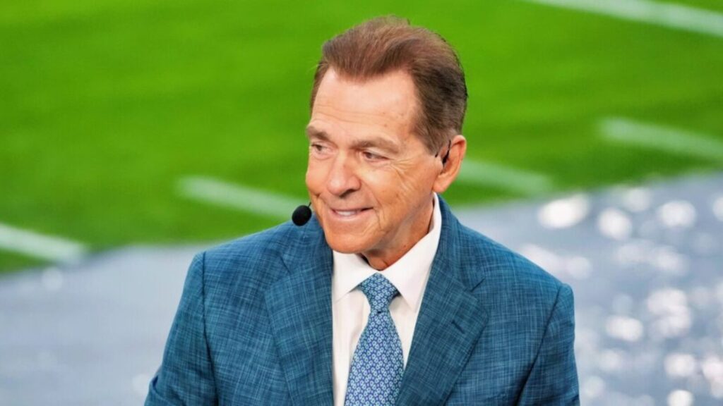 NFL Owner Already Wants Arch Manning After One Game And Reportedly Dreams Of Pairing Him With Iconic Head Coach - Yardbarker
