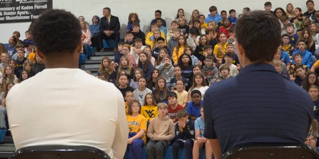 WVU baseball players visit Mountaineer Middle School students - WDTV 5