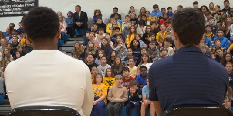 WVU baseball players visit Mountaineer Middle School students - WDTV 5
