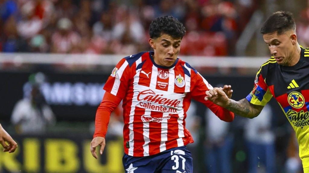 Chivas Faces Club America in Apertura Clasico Nacional Match - SuaraGarut.ID