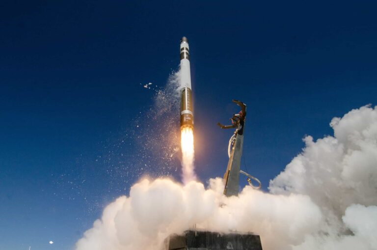 AST SpaceMobile Soars 12% on Berenberg’s $92 Price Target, Planet Labs Climbs 5% - 247wallst.com