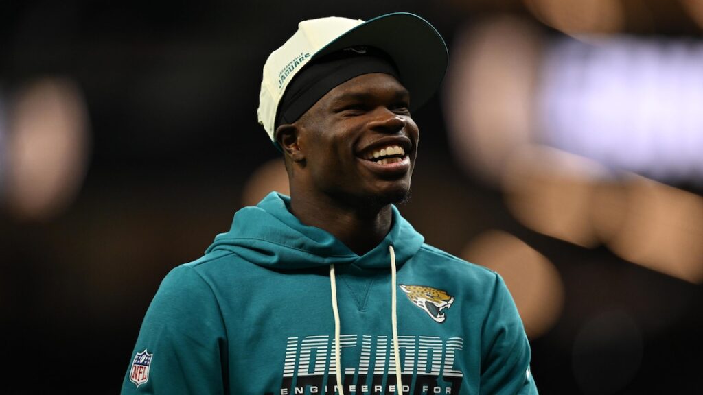 Travis Hunter's WR Role Revealed in New NFL Rumors Before Jaguars' Game vs. Browns - bleacherreport.com