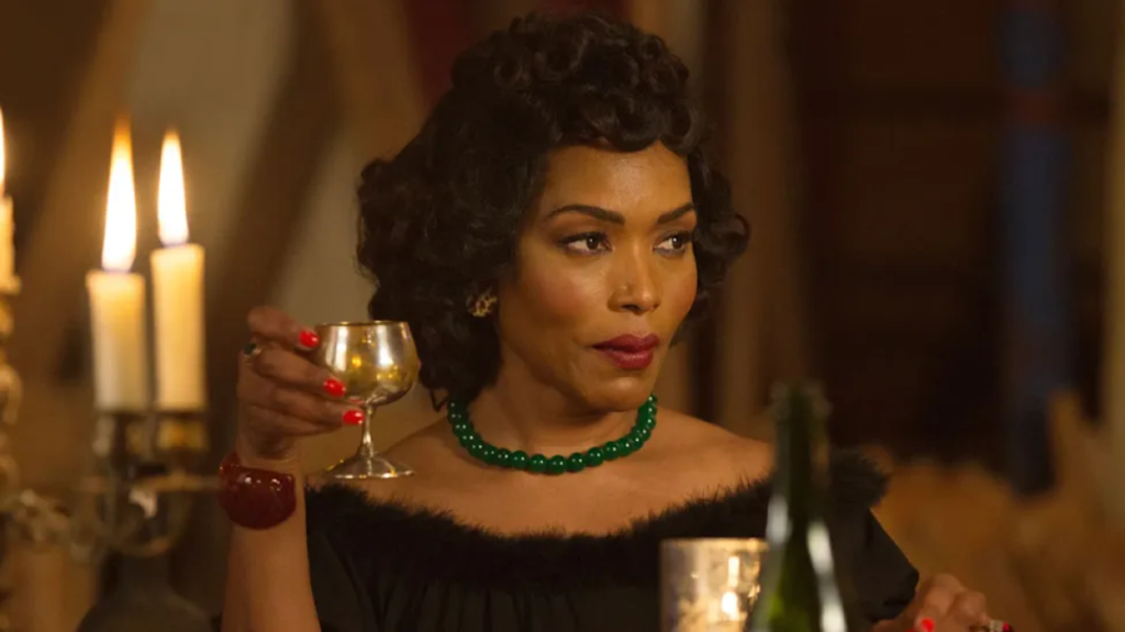 Angela Bassett Returns as Marie Laveau in American Horror Story Season 13 - SuaraGarut.ID