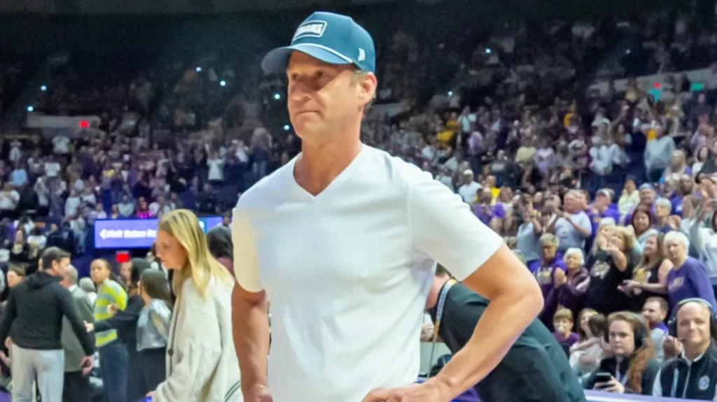 Why did Lane Kiffin leave Ole Miss for LSU? Explaining coach’s controversial SEC move - sportingnews.com