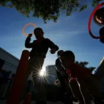 US Court Blocks Immigrant Restrictions Amid Early Education Costs - SuaraGarut.ID