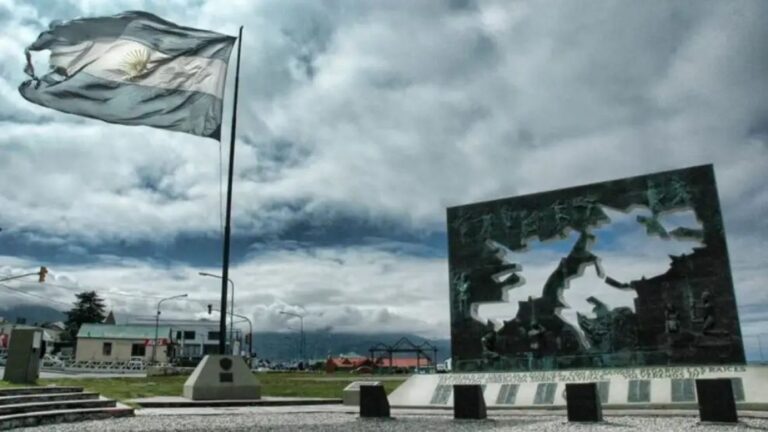 Groups contest British-Israeli oil project near Malvinas - Buenos Aires Times