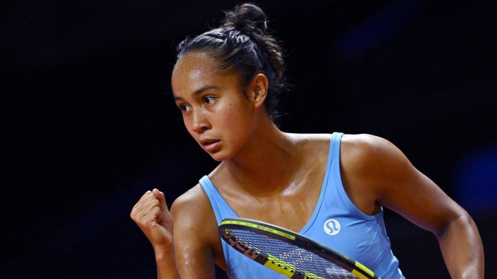 Canada's Leylah Fernandez advances to quarterfinals at Singapore Open - sportsnet.ca