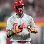 Phillies inch closer to Braves in NL East standings after Harper's 4-hit performance vs. Diamondbacks - CBS News