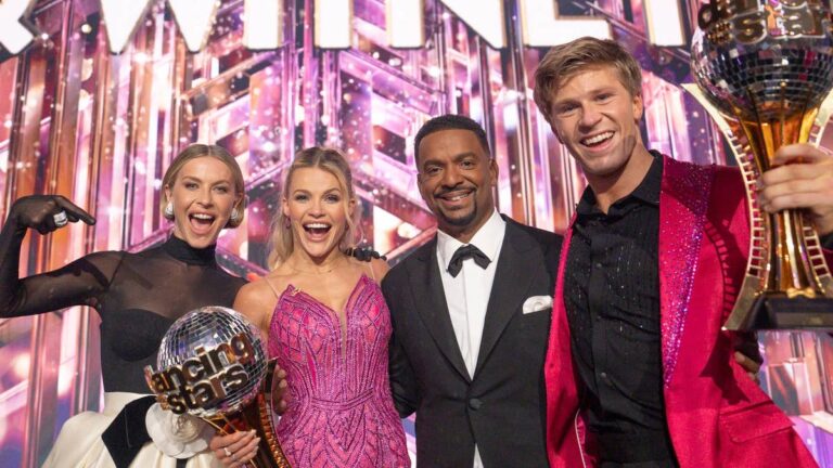 Dancing with the Stars cast reveal LIVE: season 35's stars announced on GMA - HELLO! Magazine