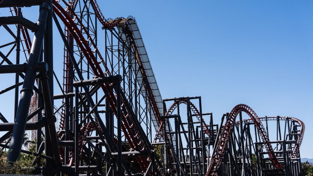 Six Flags Magic Mountain Permanently Closes X2 Roller Coaster - suaragarut.id