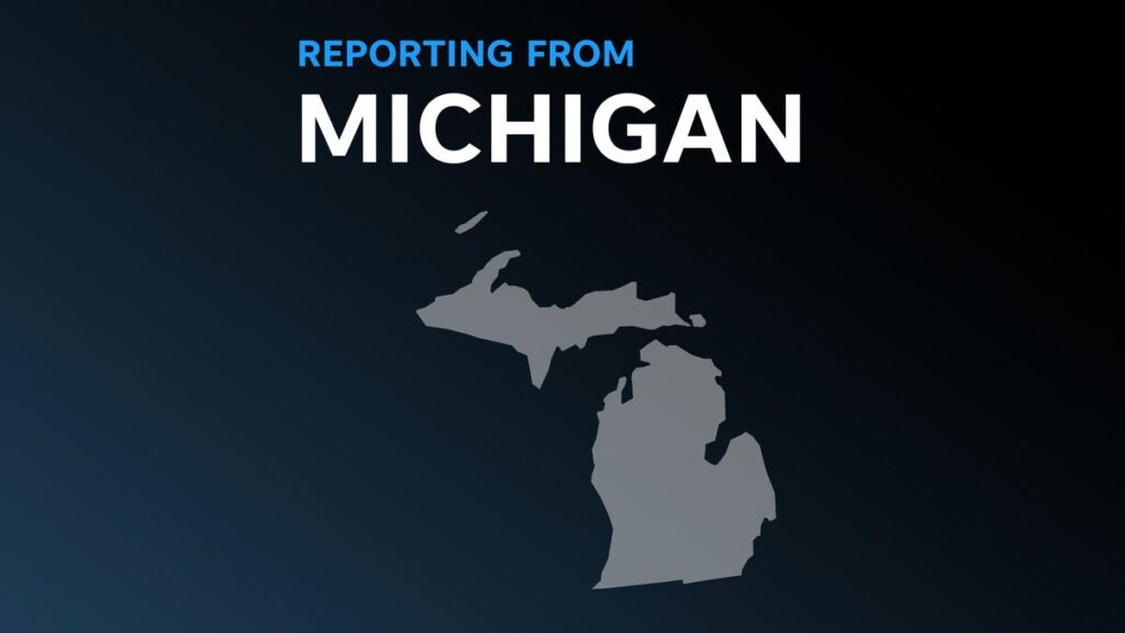 F-16 fighter jet crashes in Michigan, leaves black plume - USA Today