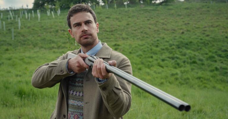 The Best Watches In Netflix’s 'The Gentlemen' Season 2 - Boss Hunting