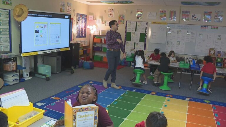 Little Rock schools mark Hispanic Heritage Month with dual-language kindergarten program - KATV