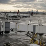 FAA suspends flights to Newark and Philadelphia over equipment malfunction — CNBC - UA.NEWS