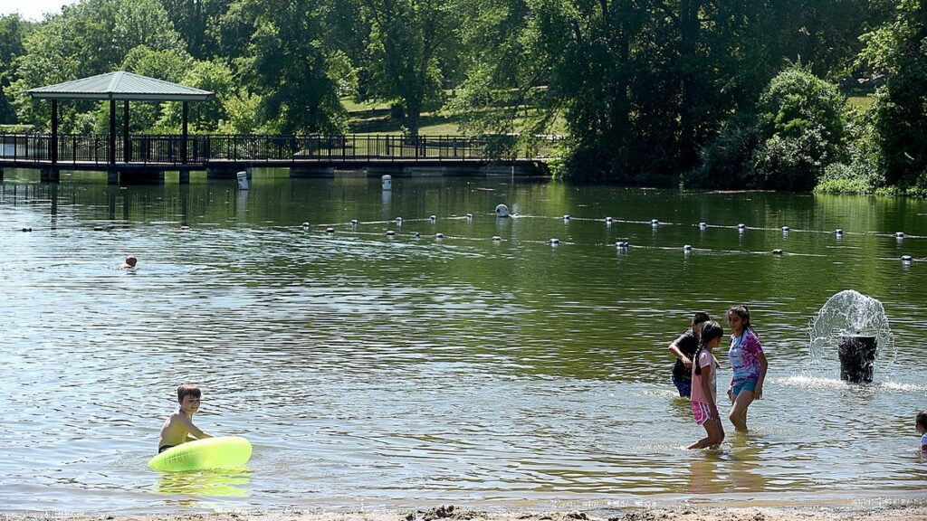 Labor Day expected to be a hot one, weather service forecasts - Columbia Daily Tribune