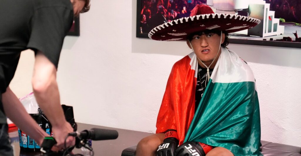 UFC Vegas 121 preview: ‘Rosas Jr. vs Barcelos’ main, co-main event predictions - mmamania.com