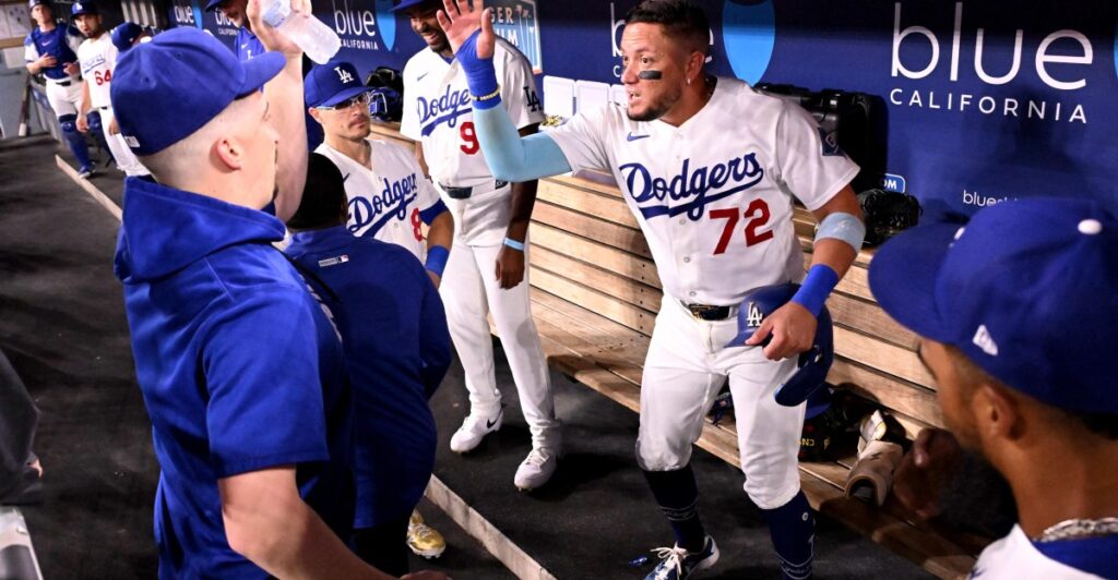 Miguel Rojas voted Dodgers Roy Campanella Award winner again - True Blue LA