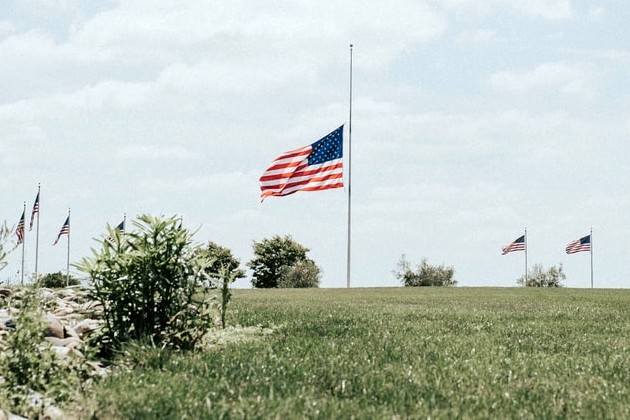 Minnesota Flags at Half-Staff Friday for 25th Anniversary of 9/11 - knsiradio.com
