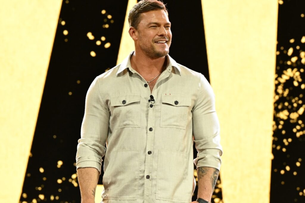 Alan Ritchson Is in Talks to Star as the Lead in Sony's 'Helldivers' Feature Film - Hypebeast