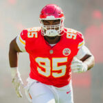 Final Injury Report for Colts-Chiefs: Will Chris Jones, Alec Pierce Play? - Yahoo Sports