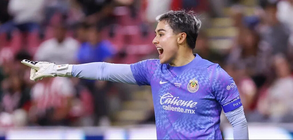 Blanca Félix reaches 100 clean sheets with Chivas Femenil! - Yahoo Sports