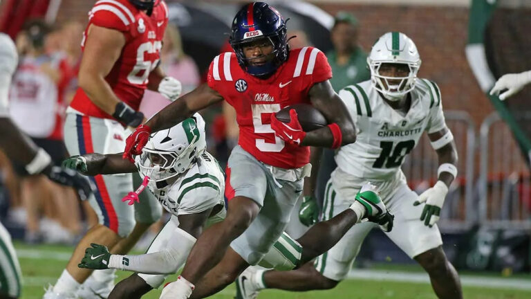 Ole Miss football news: Rebels cracking down on LSU fans in student section during Week 3 clash - Yahoo Sports