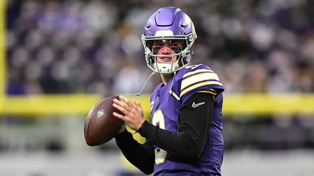Vikings news: J.J. McCarthy officially inactive for Week 1 vs. Packers - Yahoo Sports