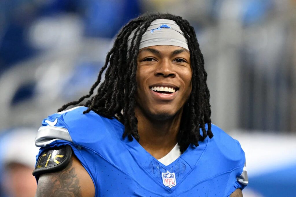 Lions RB Jahmyr Gibbs wins Fox Sports' Preseason Offensive POTY honors - sports.yahoo.com