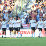 Serie A | Bologna 2-2 Sassuolo: Dovbyk scrapes first point in fiery derby - sports.yahoo.com