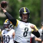Aaron Rodgers Praises DK Metcalf and Roman Wilson After Michael Pittman Jr. Injury - Yahoo Sports