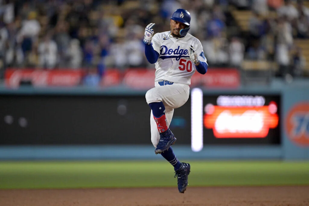 Los Angeles Dodgers Star Mookie Betts Made Heart Warming Post During Nationals Series - Yahoo Sports