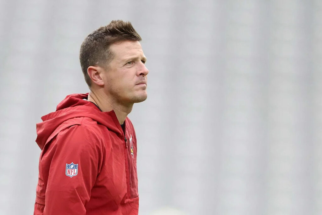 Mike LaFleur Reveals Cardinals Captains Ahead of 2026 Season Opener - Yahoo Sports